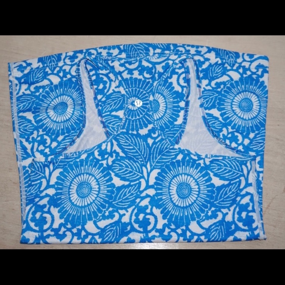 Lululemon Porcelain Beachy Floral racerback tank - Picture 2 of 3